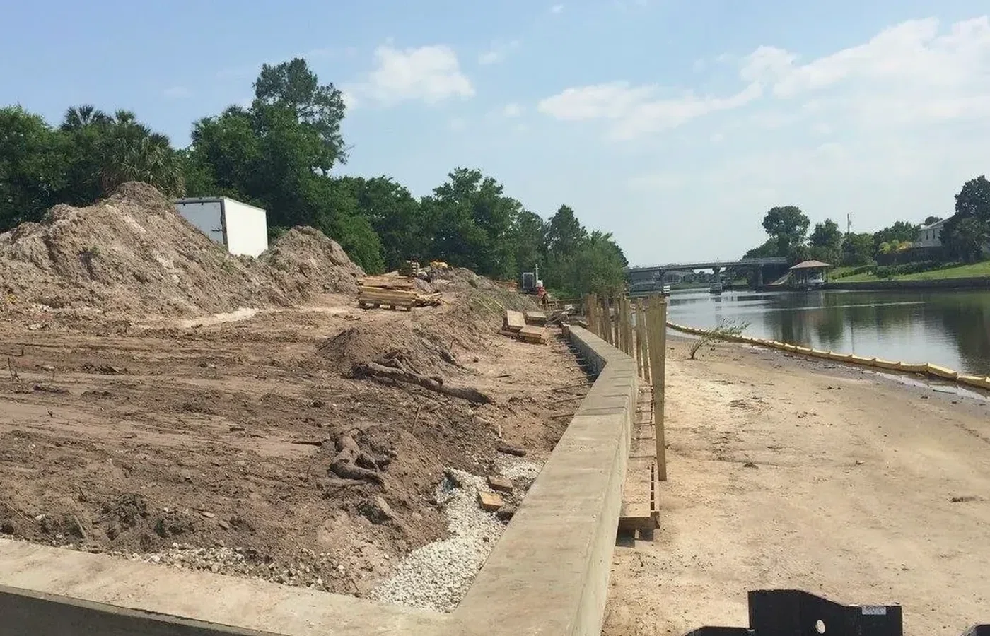Concrete waterfront wall and site work related to drainage and stormwater improvement in Florida