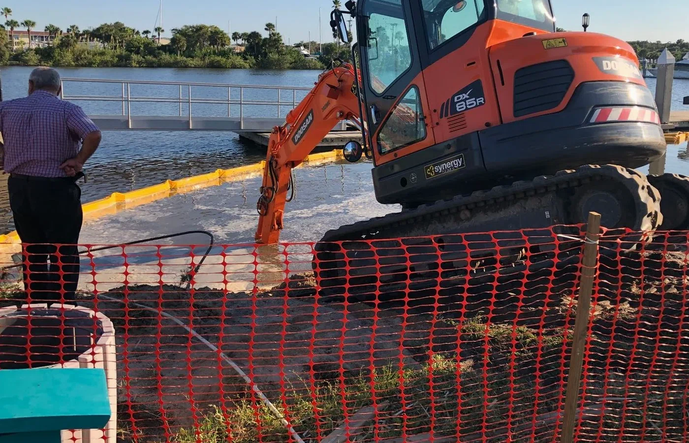 Completed AVS Marine waterfront construction project related to Marine demolition and structure removal.